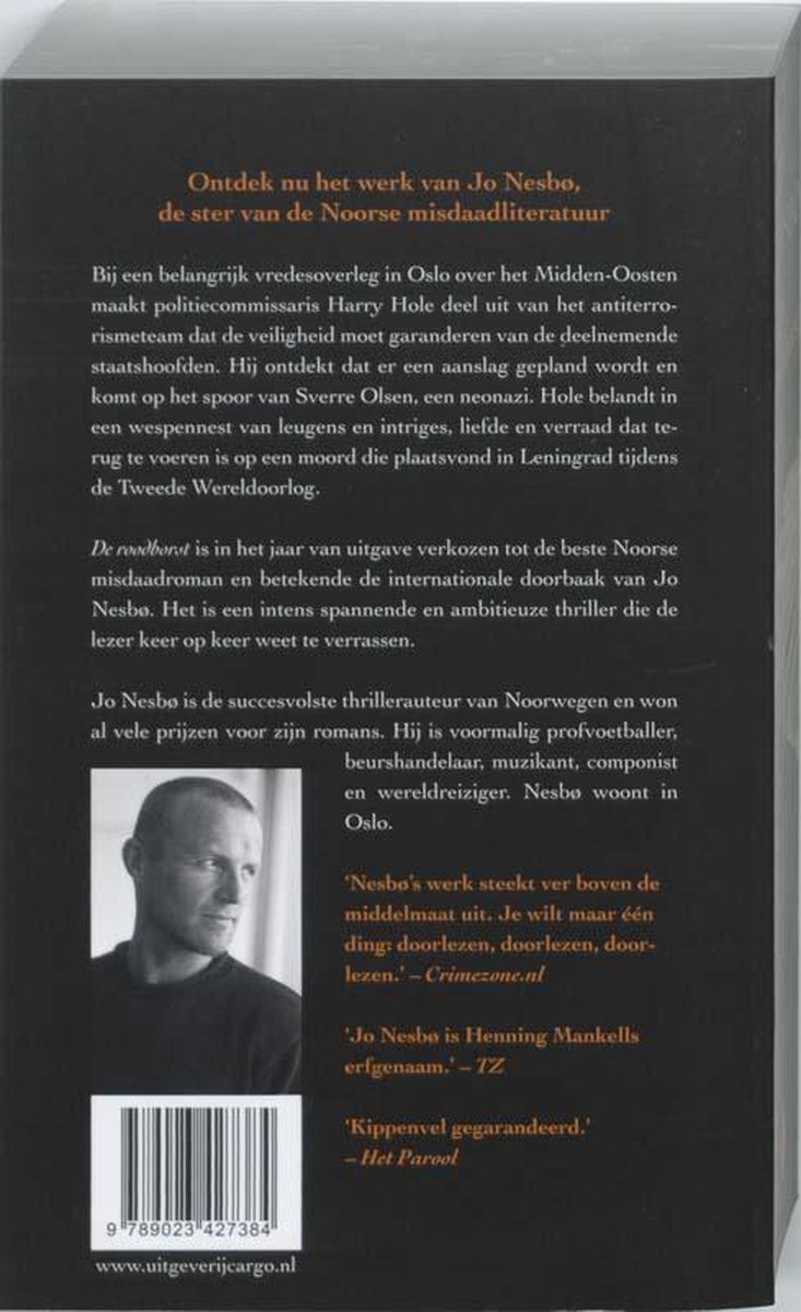 Foto van Jo Nesbø, auteur, met een grijze trui en een baard. ISBN-barcode en website onderaan.