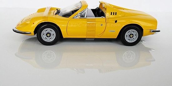Hotwheels 1/18 Ferrari Dino 246 GTS, geel | bol