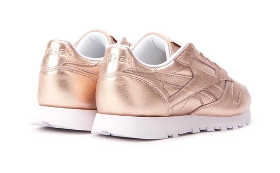 reebok peach