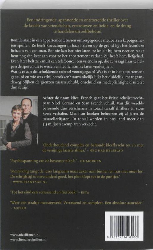 Achterkant van het boek "Medeplichtig" met een beschrijving en foto van Nicci French.
