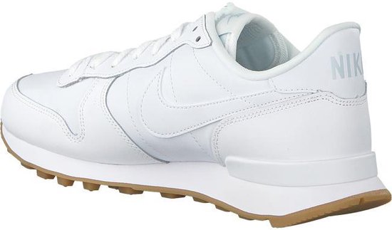 witte nike internationalist witte nike internationalist