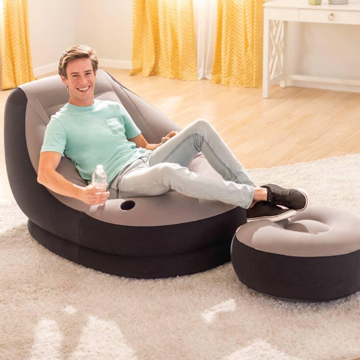 Intex Opblaasstoel met poef Ultra Lounge Relax 68564NP (incl. vloerviltjes)