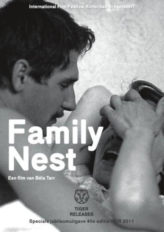 Cover van de film 'Family Nest'