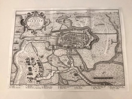 Historische kaart van Alkmaar en omgeving uit 1573, met slagvelden en belegeringsaanvallen.