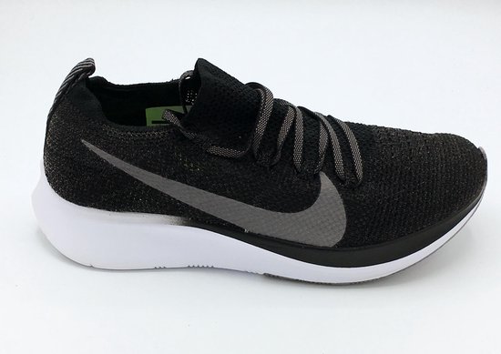 Nike Zoom Fly Flyknit- Hardloopschoen Dames- Maat 38.5 Nike Zoom Fly Flyknit- Hardloopschoen Dames- Maat 38.5