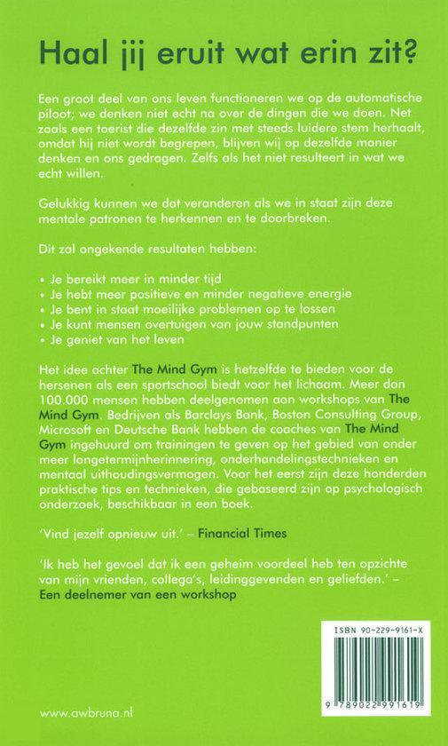 Achterkant van het boek 'The Mind Gym' met een groene achtergrond en witte tekst.