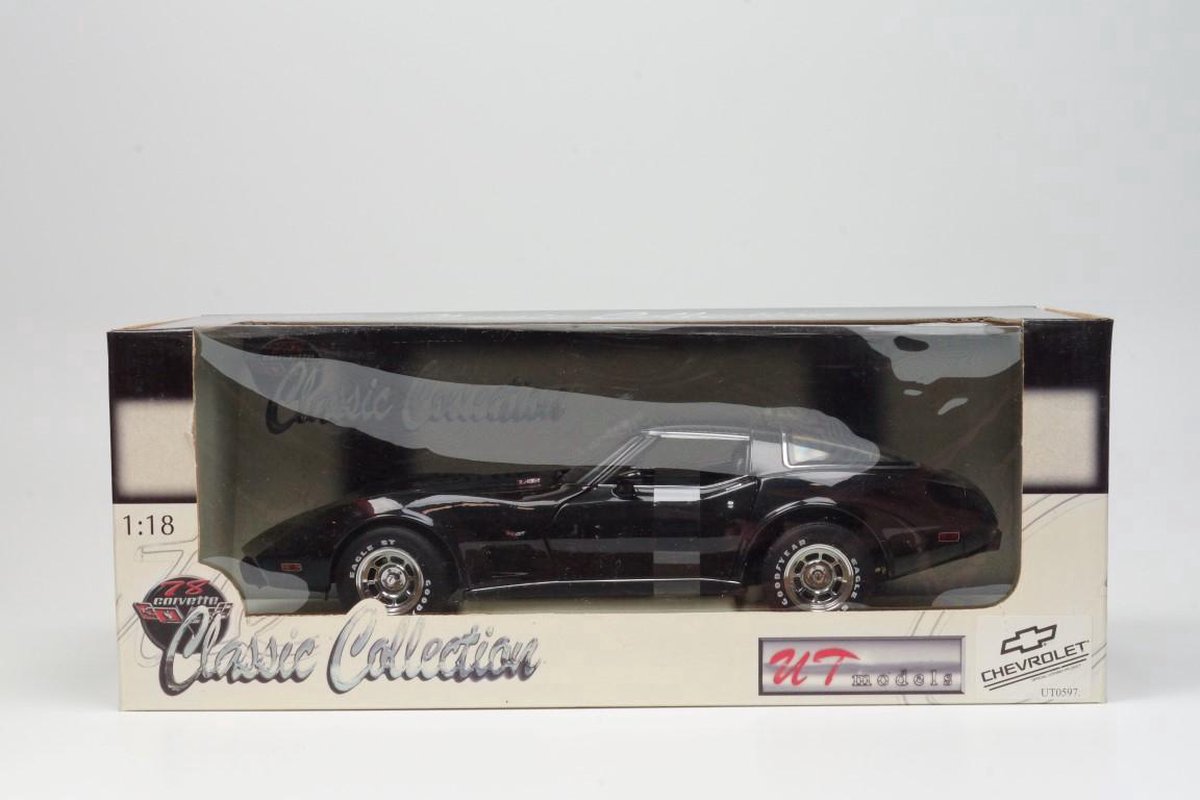 UT Models Chevrolet Corvette Stingray 1978 Zwart 1/18 | bol