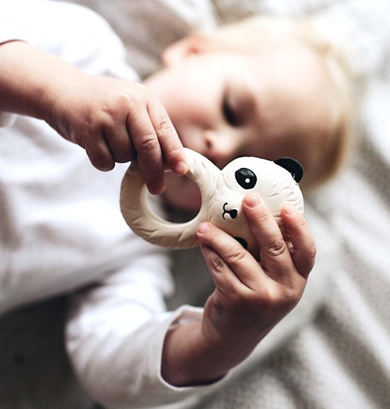 Bijtring: Panda - A Little Lovely Company van Merkloos — afbeelding 3
