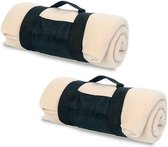 2x Fleece dekens/plaids beige afneembaar handvat 160 x 130 cm - Woondeken - Fleecedekens