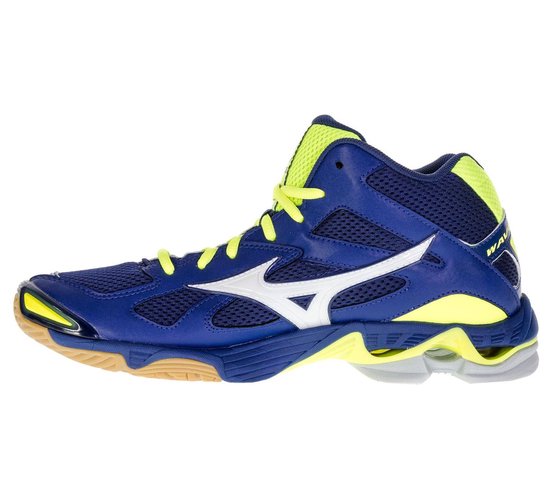 mizuno bolt 5