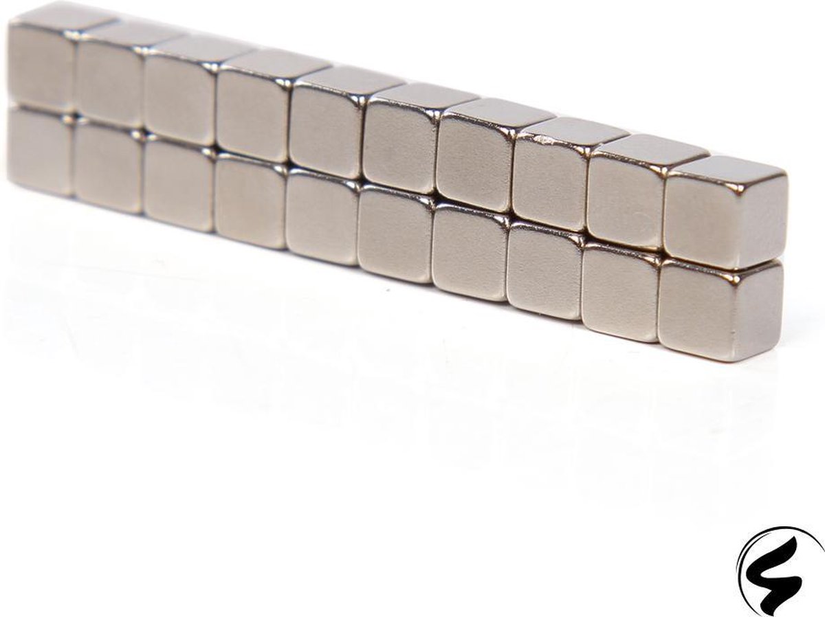 20 Stuks 5x5x5 mm Neodymium Magneten - Vierkant - Sterke Zilverkleurige Magneetjes - Sitna