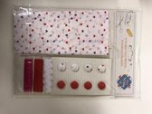 2 stuks - Hobbyset - met knopen en stof - roze hartjes