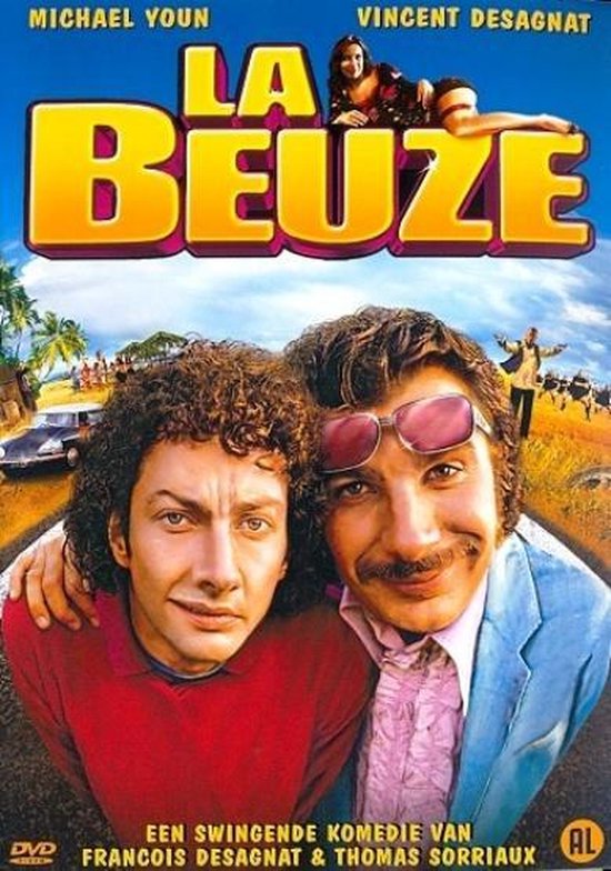 Film poster met "La Beuze" in grote letters. Michael Youn en Vincent Desagnat poseren voor een tropisch landschap.