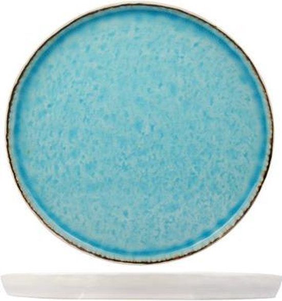 Assiette à dîner ronde bleue avec émail craquelé et bord brun, isolée sur fond blanc.