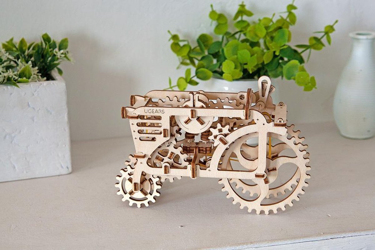Ugears Modelbouw Hout Tractor — afbeelding 8