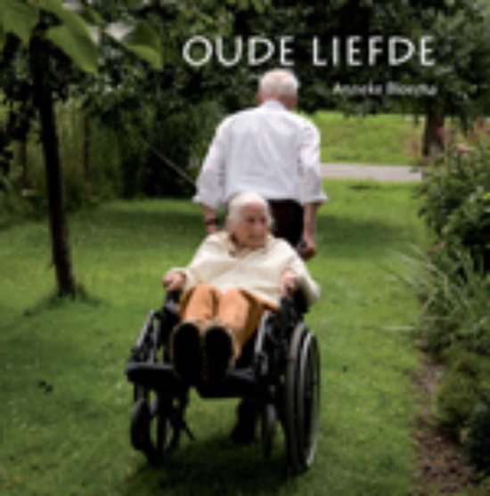 Cover van het boek 'Oude liefde' van A. Bloema