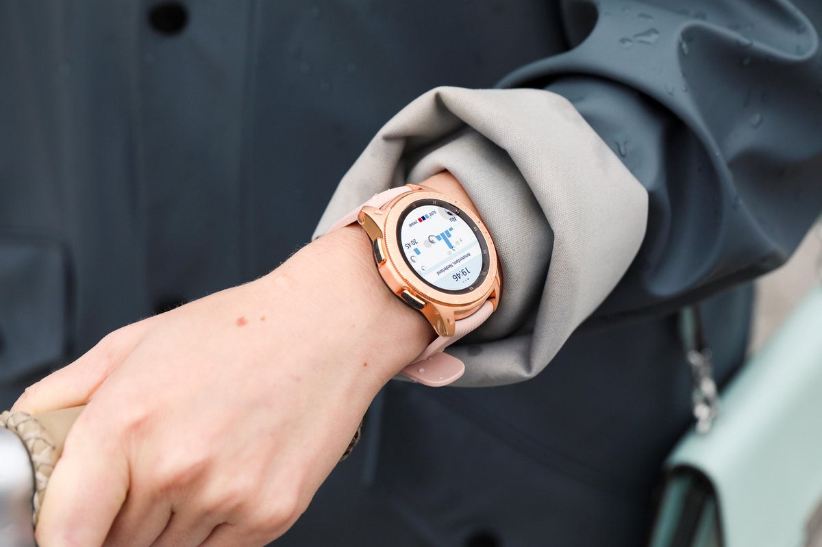 Samsung Galaxy Watch 42mm | Kriz Gadgets Store