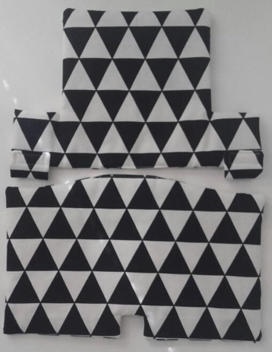 745172_9
