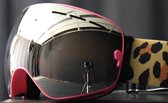 Combinatiepakket van roze Skibril met zilveren spiegelglas, extra zelfontworpen panter band en een beschermdoos