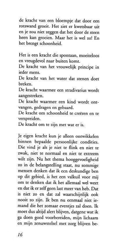 Tekstpagina over de kracht van een bloempje, met paginanummer 16.