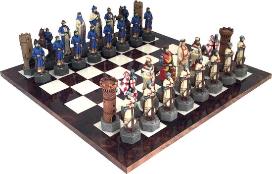 Heb jij Luxe schaakset - Handbeschilderde Kruisvaarders schaakstukken +  houten schaakbord - 66 x 66 cm van onbekend al? - Leuk om te Spelen