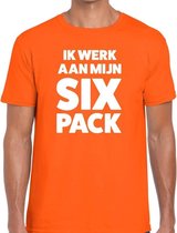 Ik werk aan mijn SIX Pack tekst t-shirt oranje heren - heren shirt Ik werk aan mijn SIX Pack - oranje kleding L