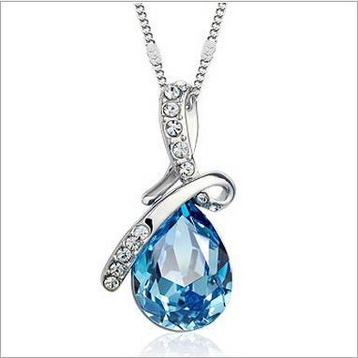 Ketting met hanger blauw kristal,
