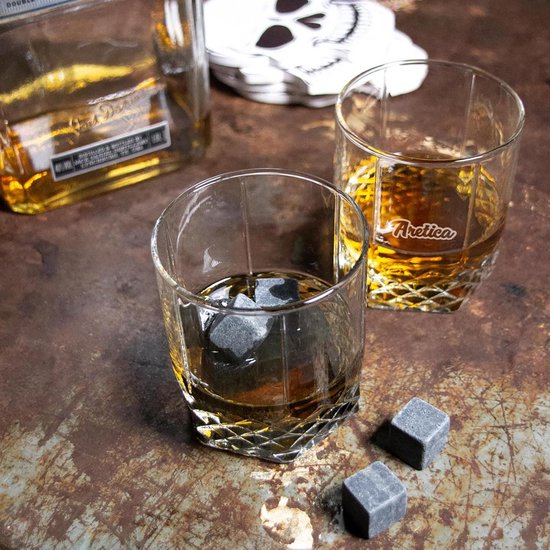 Aretica Whisky Stone Stones - Pour un vrai whisky sur les rochers - Pierres  naturelles