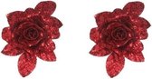 2x Kerstboomversiering bloem op clip rode glitter roos 15 cm - kerstboom decoratie - rode kerstversieringen