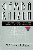 Boek kaft met de titel 'GEMBA KAIZEN'. Achtergrond met grafisch patroon.
