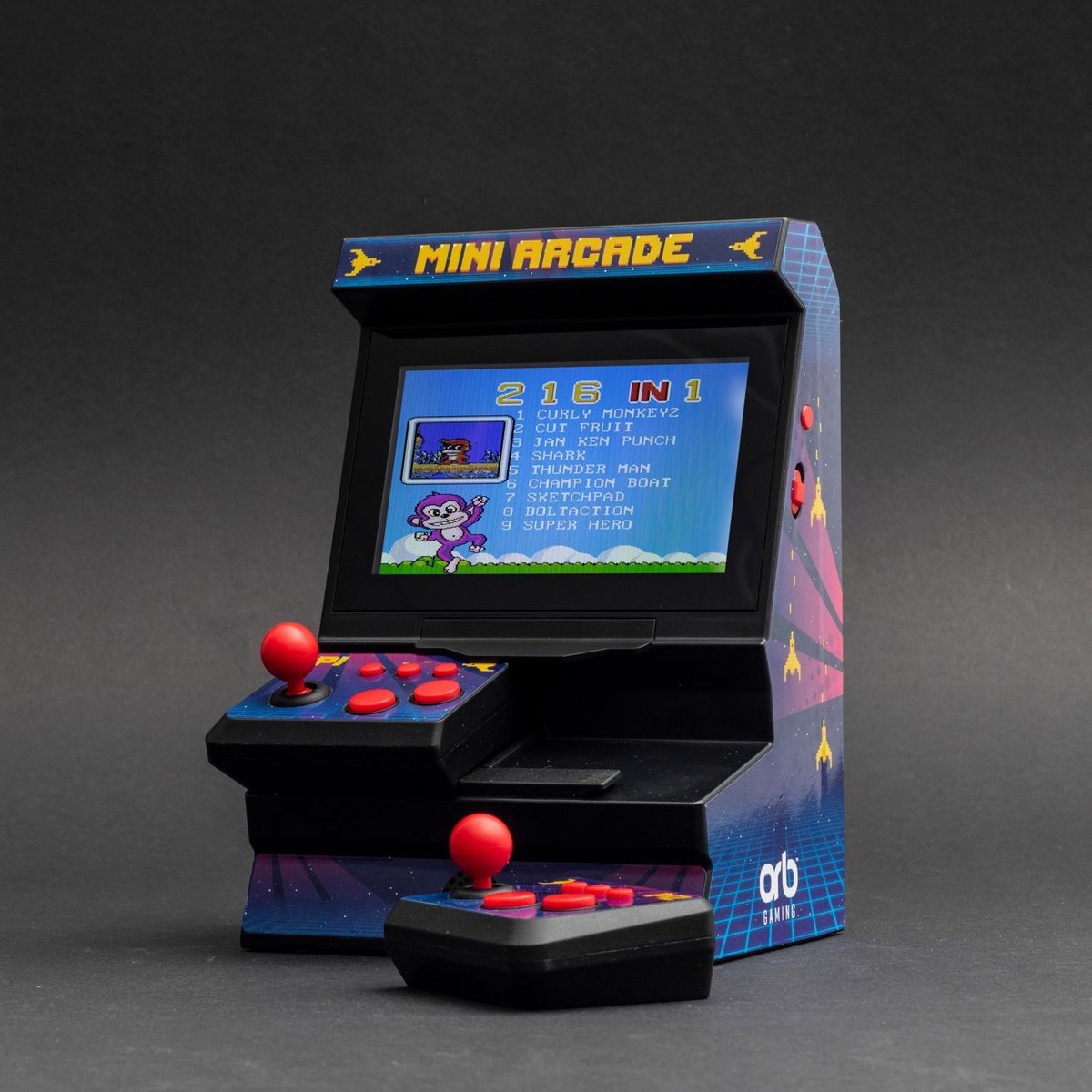 2 Player Retro Arcade Machine - 300+ super 8-bits games - 216 spellen voor 1 speler + 84 spannende spellen voor 2 spelers. - Thumbs Up