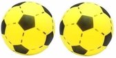 2x Foam softbal voetbal geel 20 cm - Zachte schuimrubberen speelgoed voetballen