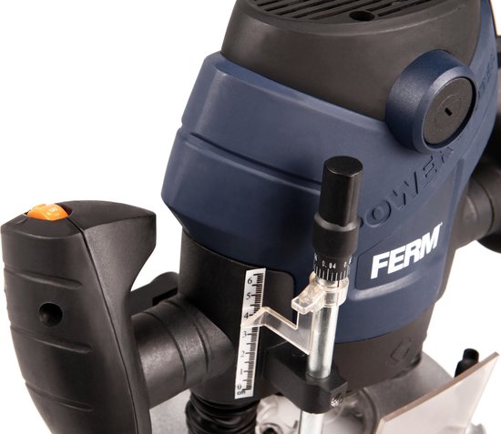 FERM - PRM1015 - Bovenfrees - 1300W - 2 Spantangen - 6mm - én - 8mm - Stofzuiger adapter - Ingebouwde - LED werkverlichting - Freesdiepte 60mm - Freesdiameter 30mm - 6-delige - Freesset - Parallelgeleider - Sjabloongeleider - Precisie bovenfrees