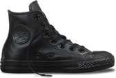 zwarte converse laag