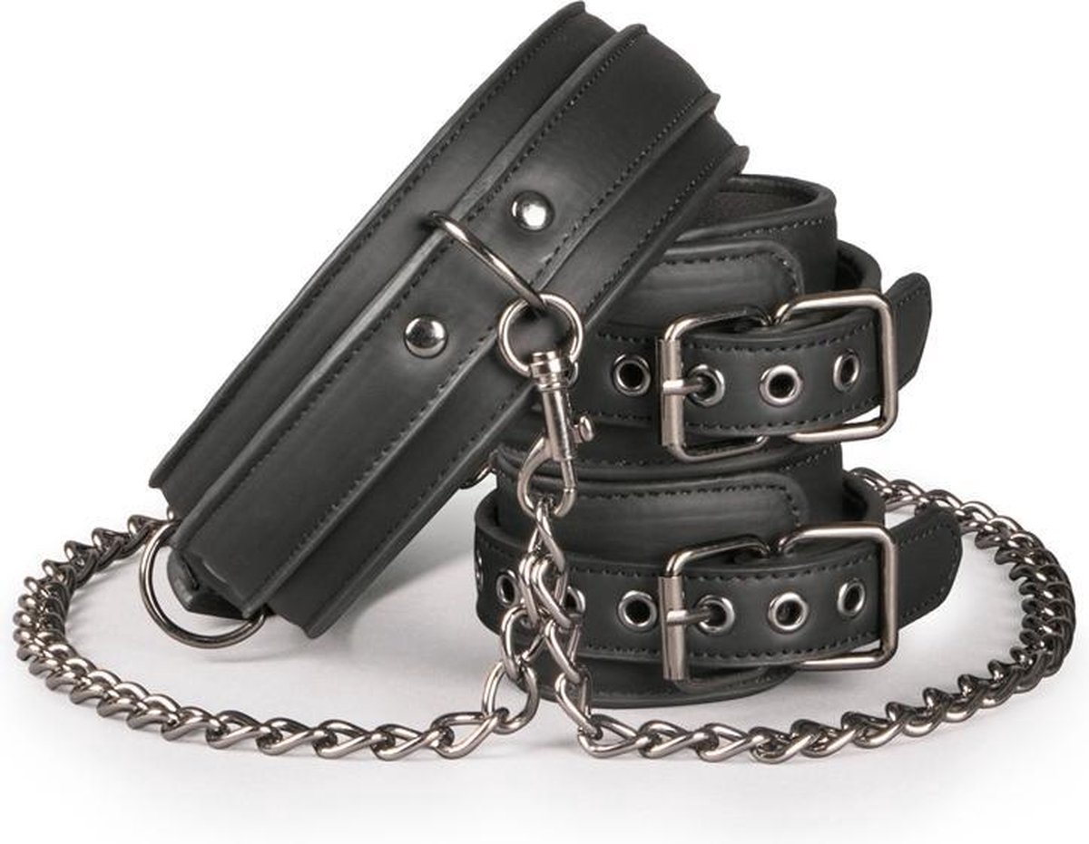 Goedkoopste EasyToys - Kunstleren Halsband met Enkelboeien - Duurzaam - Bondage Set - Handboeien - BDSM Set - BDSM Toys - Rollenspel Erotiek - Erotisch Spel - Sex Toys voor Vrouwen en Mannen - Zwart