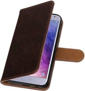 Mocca Pull-Up Booktype Hoesje voor Samsung Galaxy J4