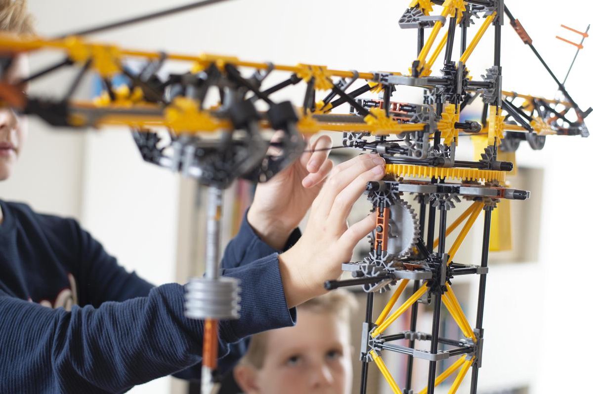 Grue De Construction Et Moteur  Jeux De Construction KNEX ⋆ SOMENTEEU