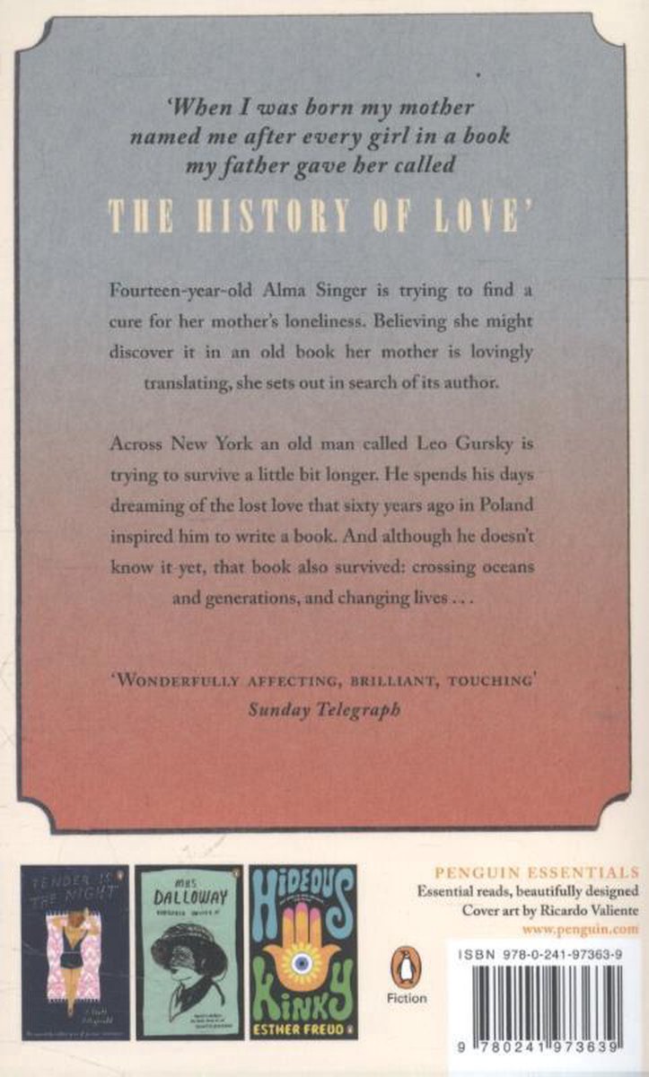 Achterkant boek 'The History of Love' met plotbeschrijving, recensies en Penguin-logo. ISBN 9780241973639.