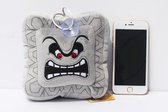 Super Mario Pluche Knuffel - Thwomp Dossun klein