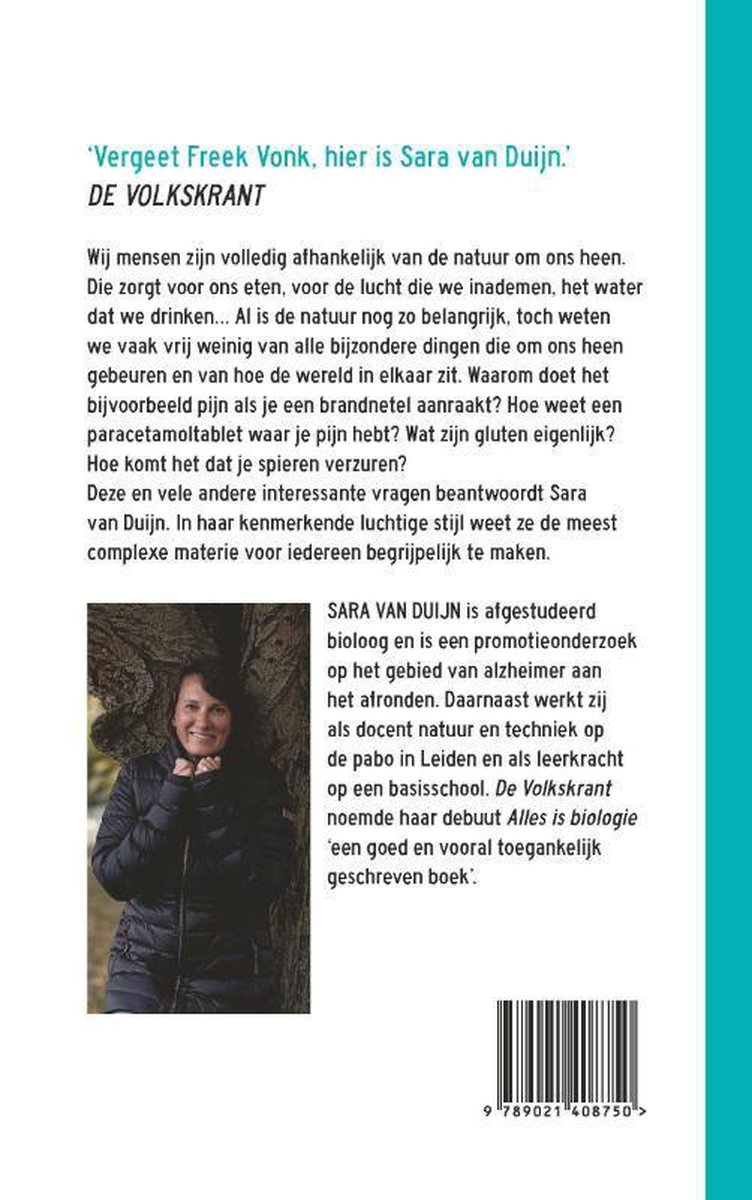 Achterkant van het boek Natuurlijk Biologie met een foto van de auteur Sara van Duijn en de recensie van De Volkskrant.