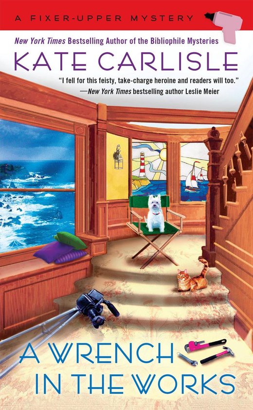 A Fixer-Upper Mystery 6 - A Wrench in the Works - cover