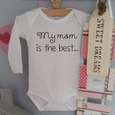 Baby tekst Romper My mom is the best ( mama ) | Lange mouw | wit zwart | maat 50/56  verjaardag vrouw cadeau voor mama - kraamcadeau moeder - kraamgeschenk geboorte