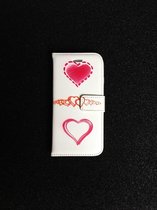 Apple Iphone 7 / 8 / SE2020 / SE2022 Bookcase hoesje met gekleurde hartjes