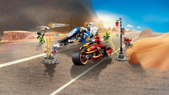 | LEGO NINJAGO Kai's Blade Cycle & Zane's Snowmobile LEGO Ninjago zwaardmotor van Kai en sneeuwscooter van Zane 70667