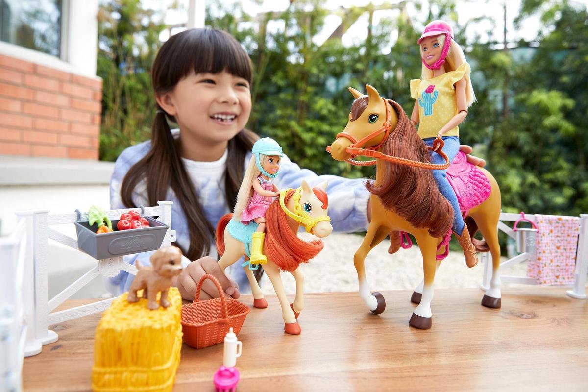 Persoonlijk Vruchtbaar Kapel Barbie Paard & Pony - Barbiepop | bol.com