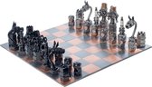 Hinz & Kunst schaakspel metaal handgemaakt schaakbord met figuren schaakstukken thema cadeaus