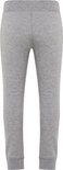 Grijze joggingbroek, van achteren gezien.