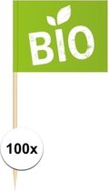 100x Cocktailprikkers Bio 8 cm vlaggetjes - Houten spiesjes met papieren vlaggetje - Wegwerp prikkertjes