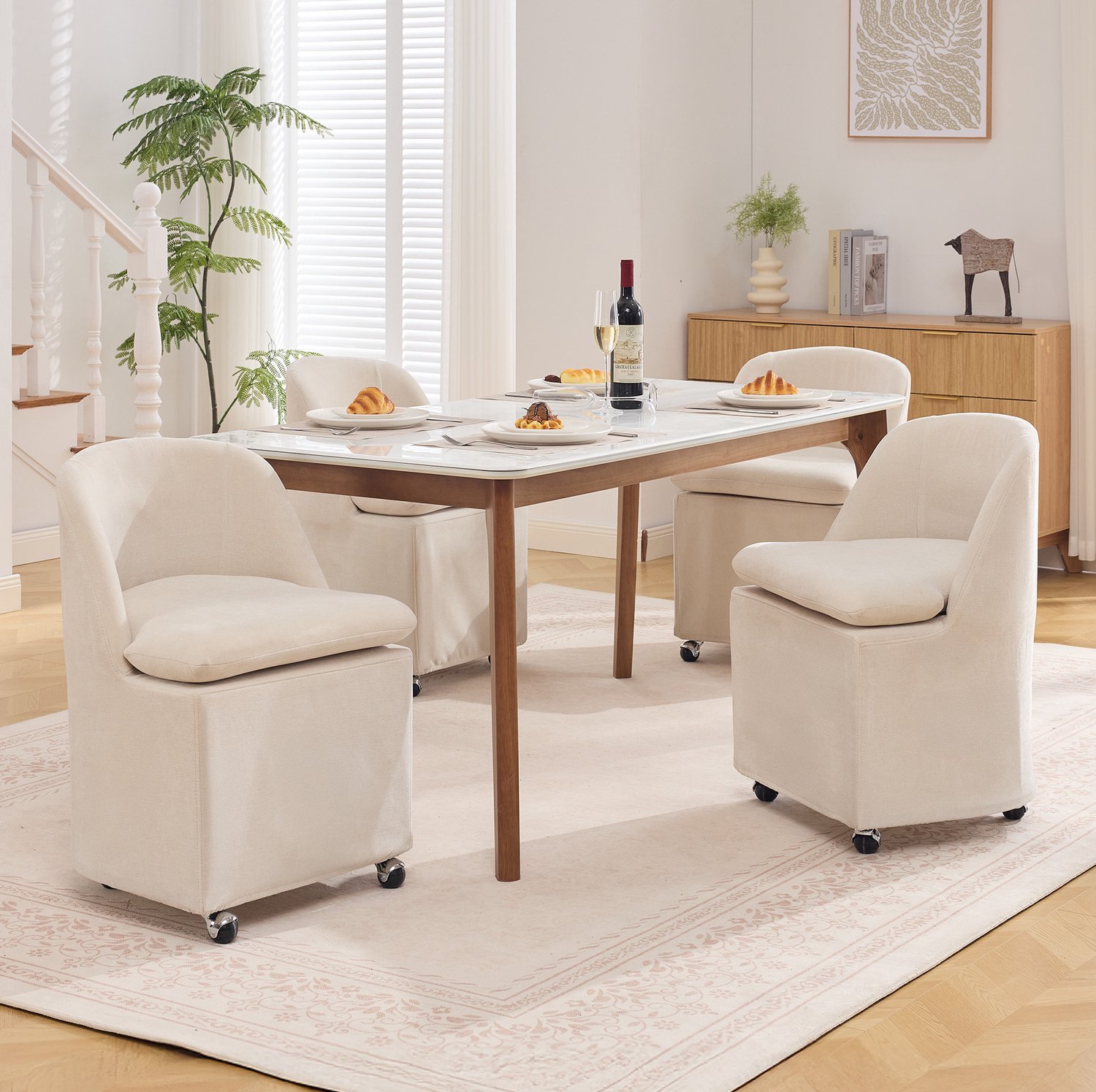 Wishdor Eetkamerstoelen set van 2 - Gestoffeerd met chenille en afneembare hoes - Met zwenkwielen zonder armleuningen - Voor eetkamer keuken slaapkamer en kantoor - Beige - 53,5 x 53 x 78,5 cm