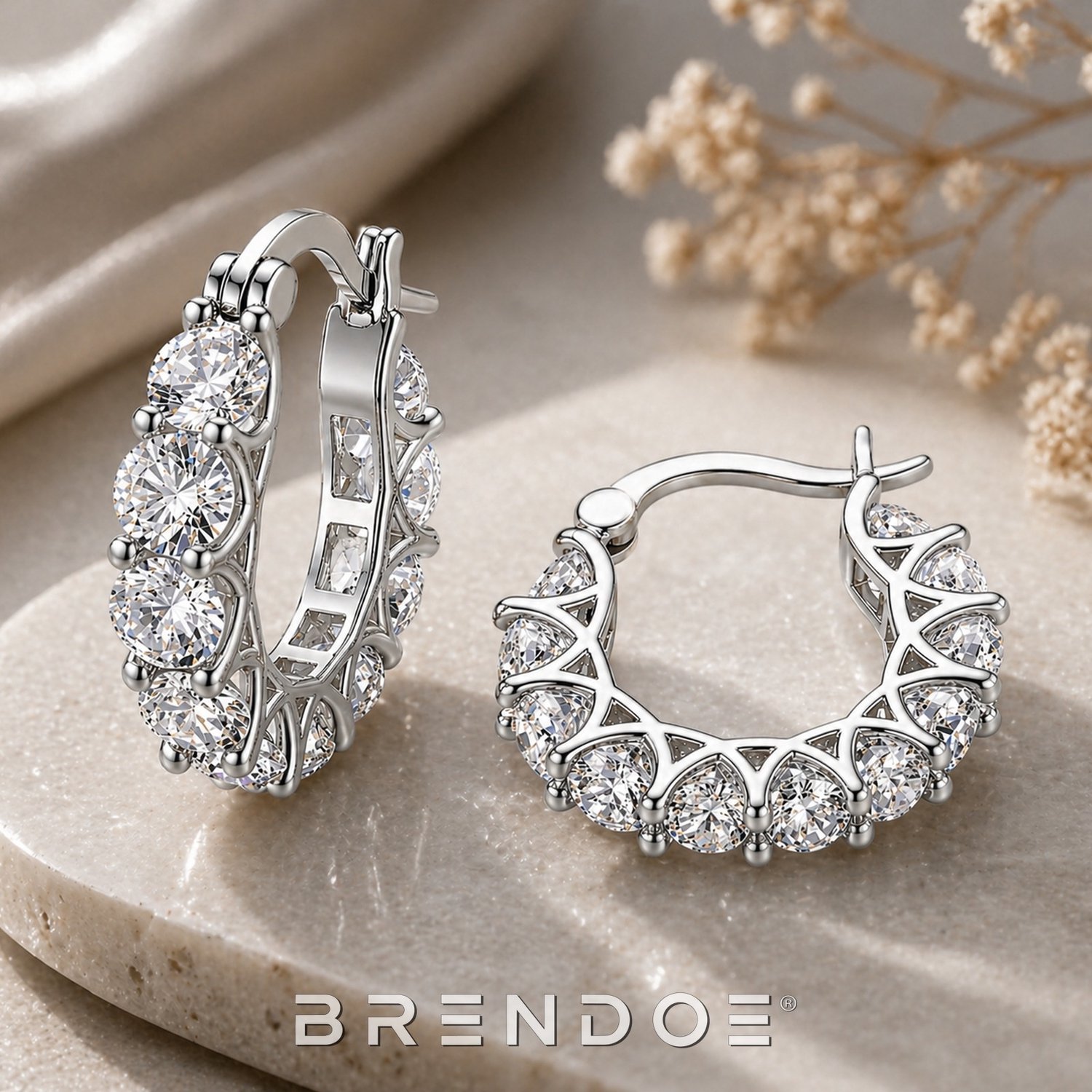 Brendoe Zilverkleurige Oorringen Dames – Witte Edelstenen – Elegante Statement Oorbellen – 2 cm